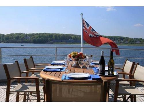 Charter Boat / Yacht - Pacific Mermaid, Auckland/Orakei Marina (Auckland & Hauraki Gulf) Charter Boat / Yacht - Pacific Mermaid, Auckland/Orakei Marina (Auckland & Hauraki Gulf)